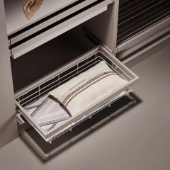 Выдвижная полка Unihopper в базу 900мм c доводчиком clip-on COKA